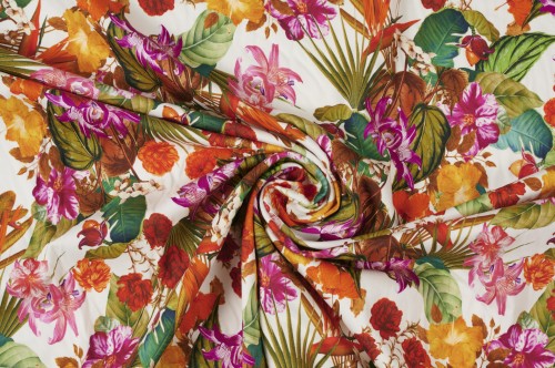 Tkanina Bawełniana w Wielokolorowy Kwiatowy Wzór
