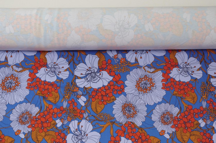 Dzianina Wiskozowa z Elastanem w Różnokolorowy Kwiatowy Wzór