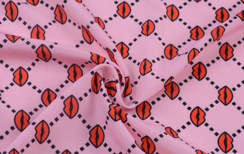 Tkanina Poliestrowa Różowa Czerwone Usta