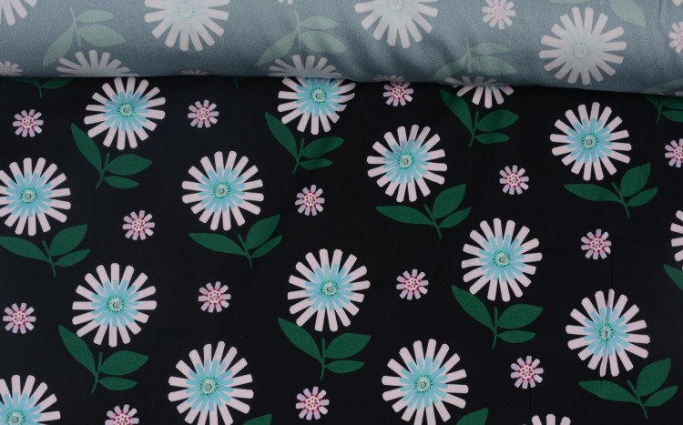Tkanina Wiskozowa Kwiaty Na Czarnym Tle