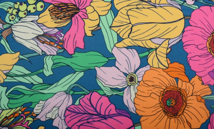 Tkanina Wiskozowa Granatowa Kolorowe Kwiaty