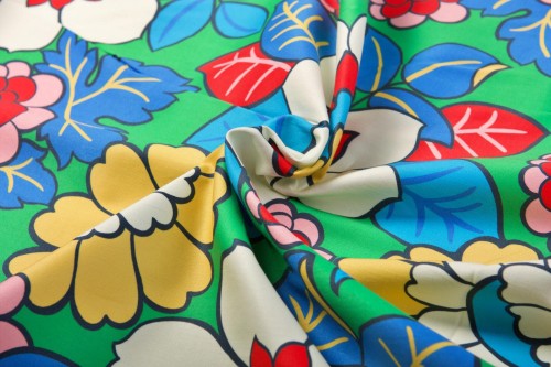 Tkanina Bawełniana Jasnozielona Kolorowe Kwiaty