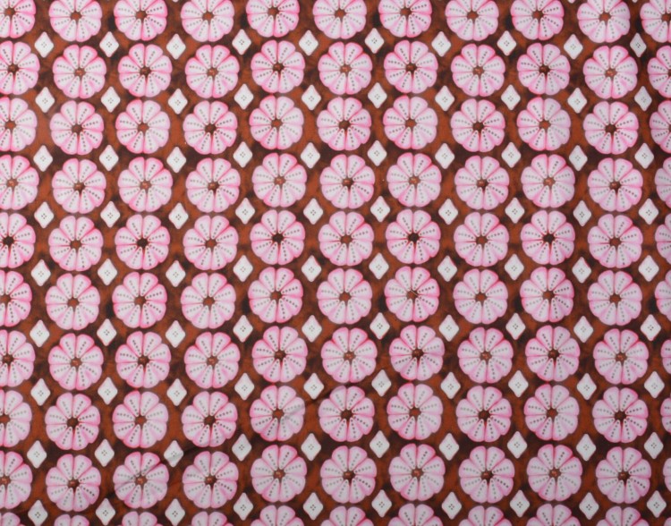 Tkanina Bawełniana Różowe Kwiaty na Brązowym Tle