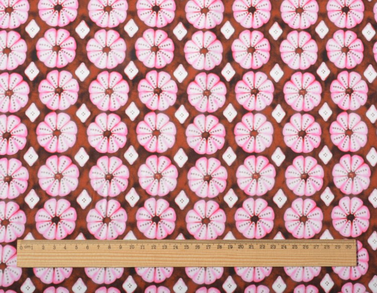 Tkanina Bawełniana Różowe Kwiaty na Brązowym Tle