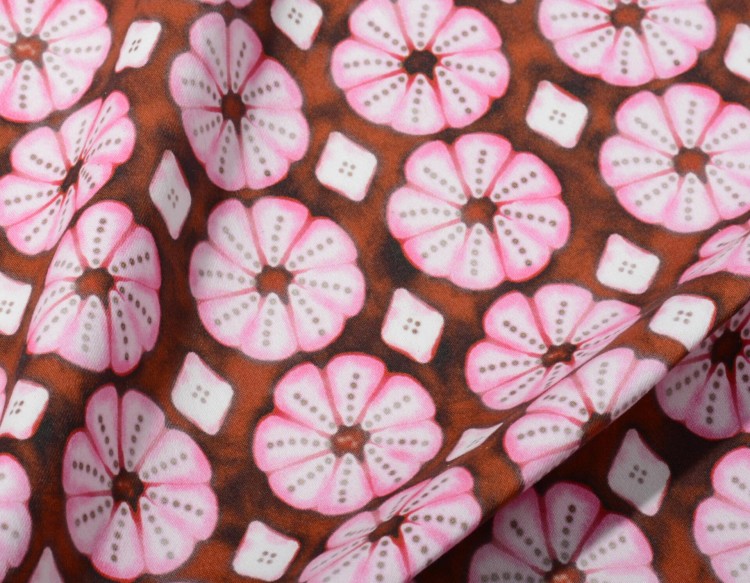 Tkanina Bawełniana Różowe Kwiaty na Brązowym Tle