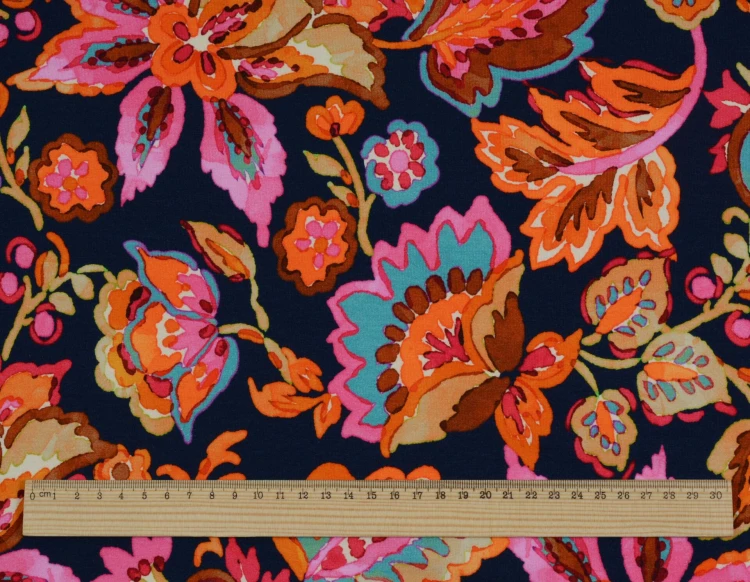 Dzianina Wiskozowa Kolorowe Kwiaty na Czarnym Tle