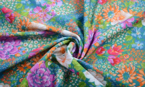 Dzianina Wiskozowa Zielona Kolorowe Małe Kwiaty