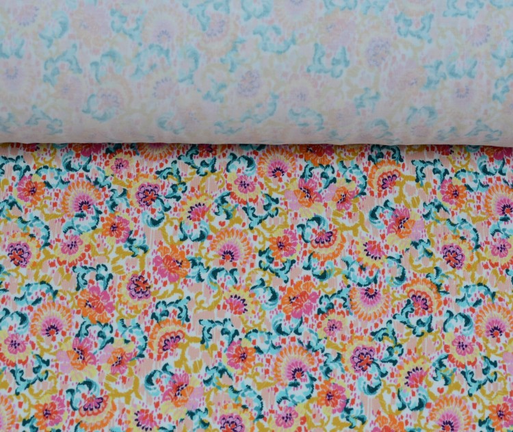 Dzianina Wiskozowa Kwiatowy Wzór w Jasnych Kolorach