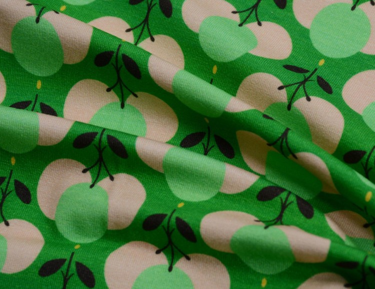 Dzianina Wiskozowa Owocowe Wzory na Zielonym Tle